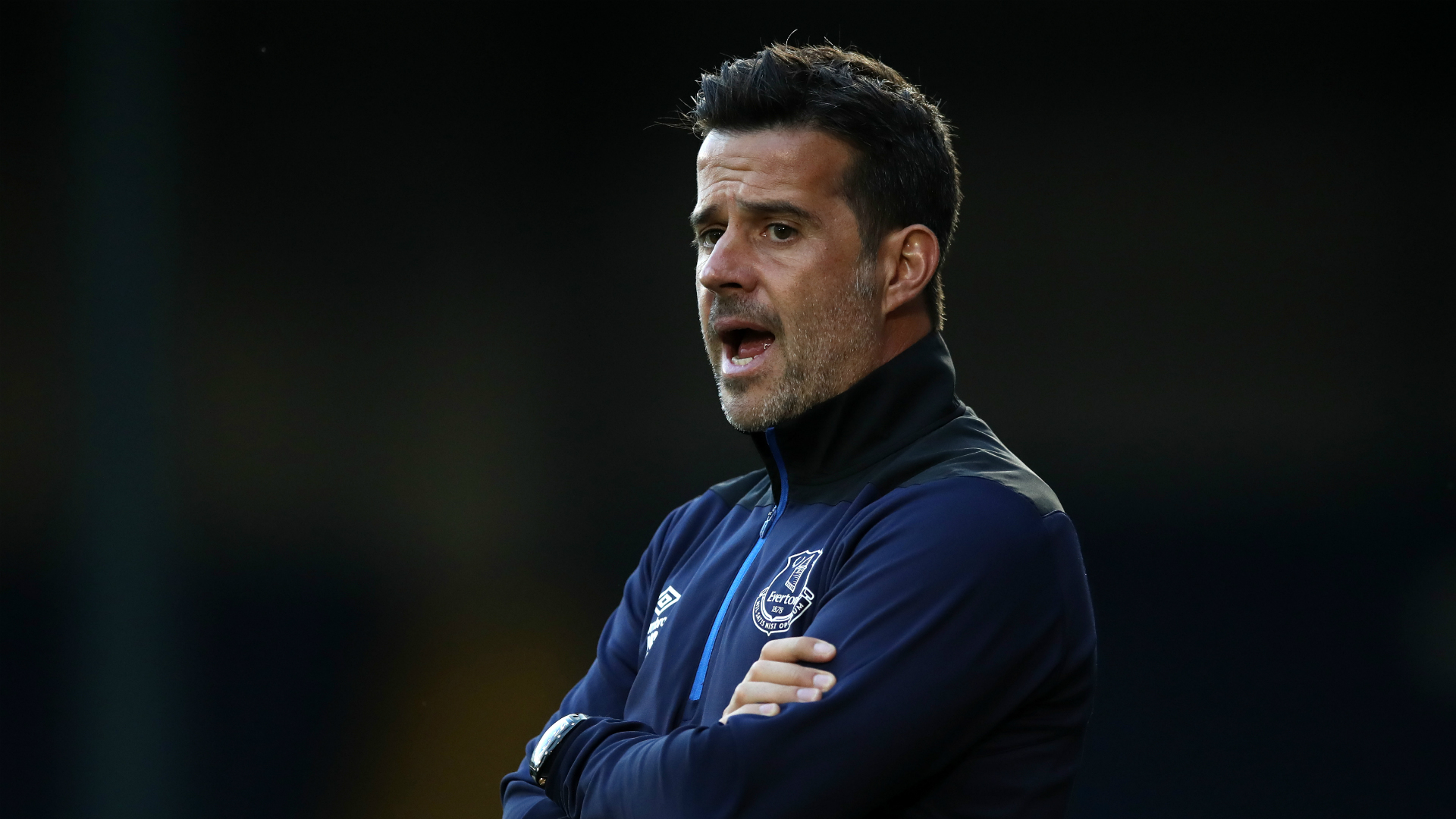 德比之战的 德比之战的